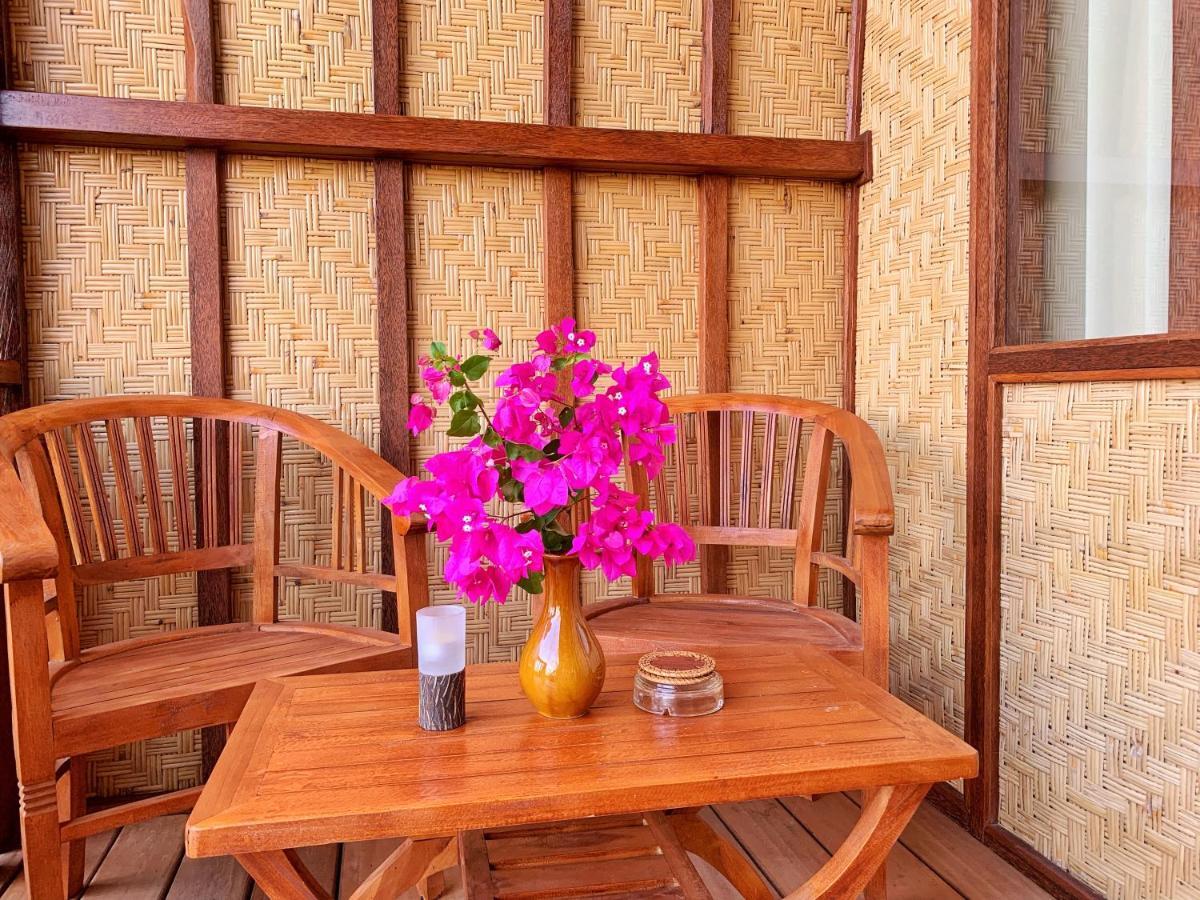 Uluwatu Sunrise Hotel Ungasan  Exterior photo