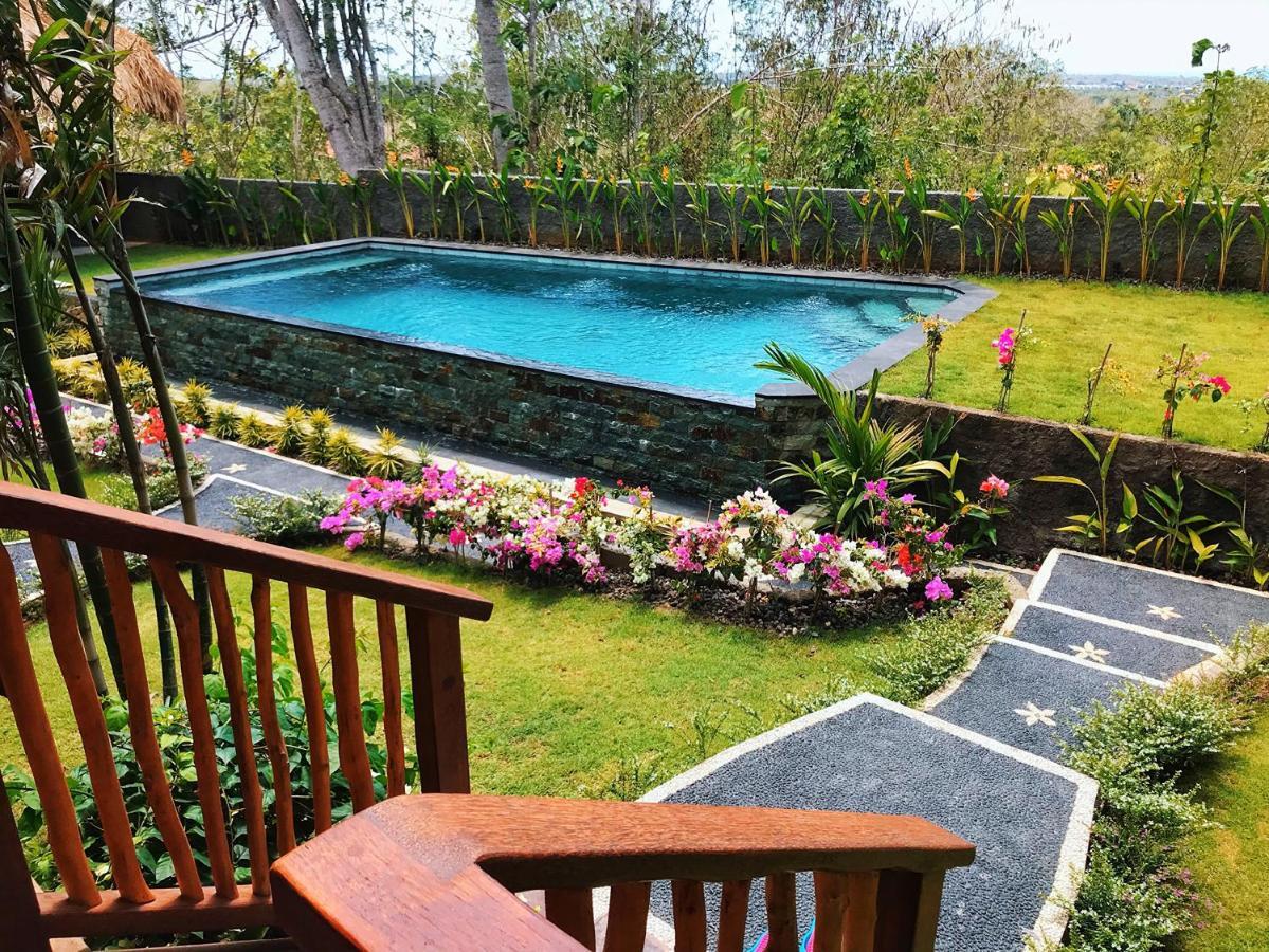 Uluwatu Sunrise Hotel Ungasan  Exterior photo