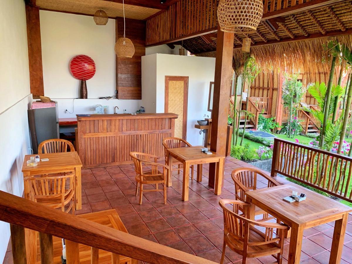 Uluwatu Sunrise Hotel Ungasan  Exterior photo